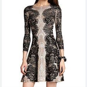 BCBG MaxAzria Bodycon dress 🤍🖤🤎